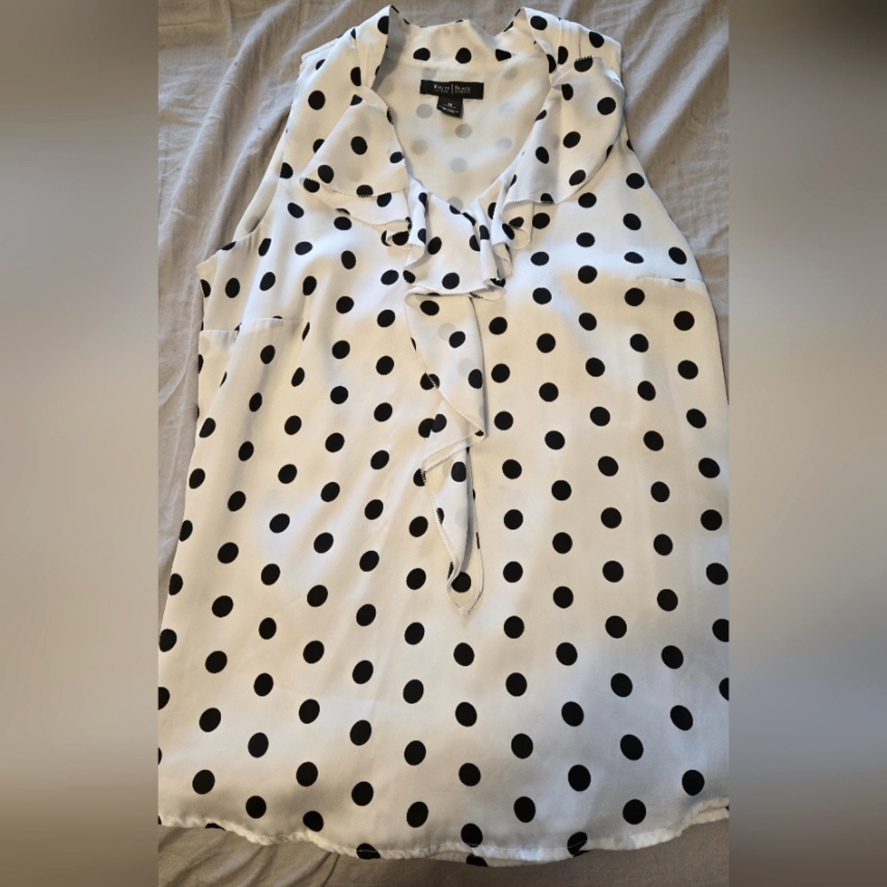 White House Black Market Polka Dot Professional Top